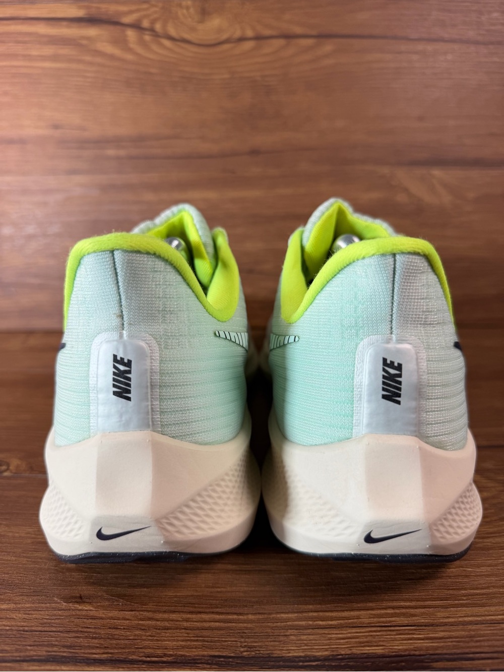 Nike Air Zoom Pegasus 39 Barely Green Running Men's Shoe Size 11.5 DH4071-301 - Picture 4 of 10